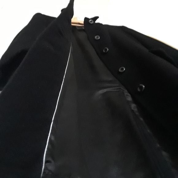 London Fog. Long Wool Coat. Black. 6P - Picture 13 of 16